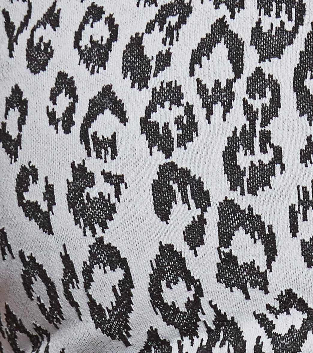 Strut-This The Kinzie Yoga Sports Bra Snow Leopard - Image 4