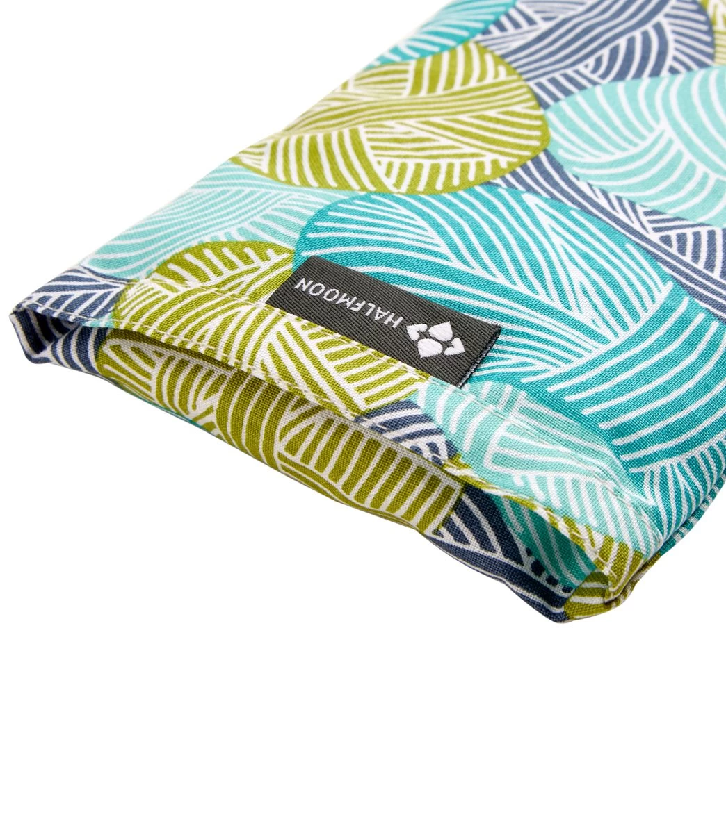 Halfmoon Cotton Yoga Eye Pillow Unscented - Unwind Blue - Image 3