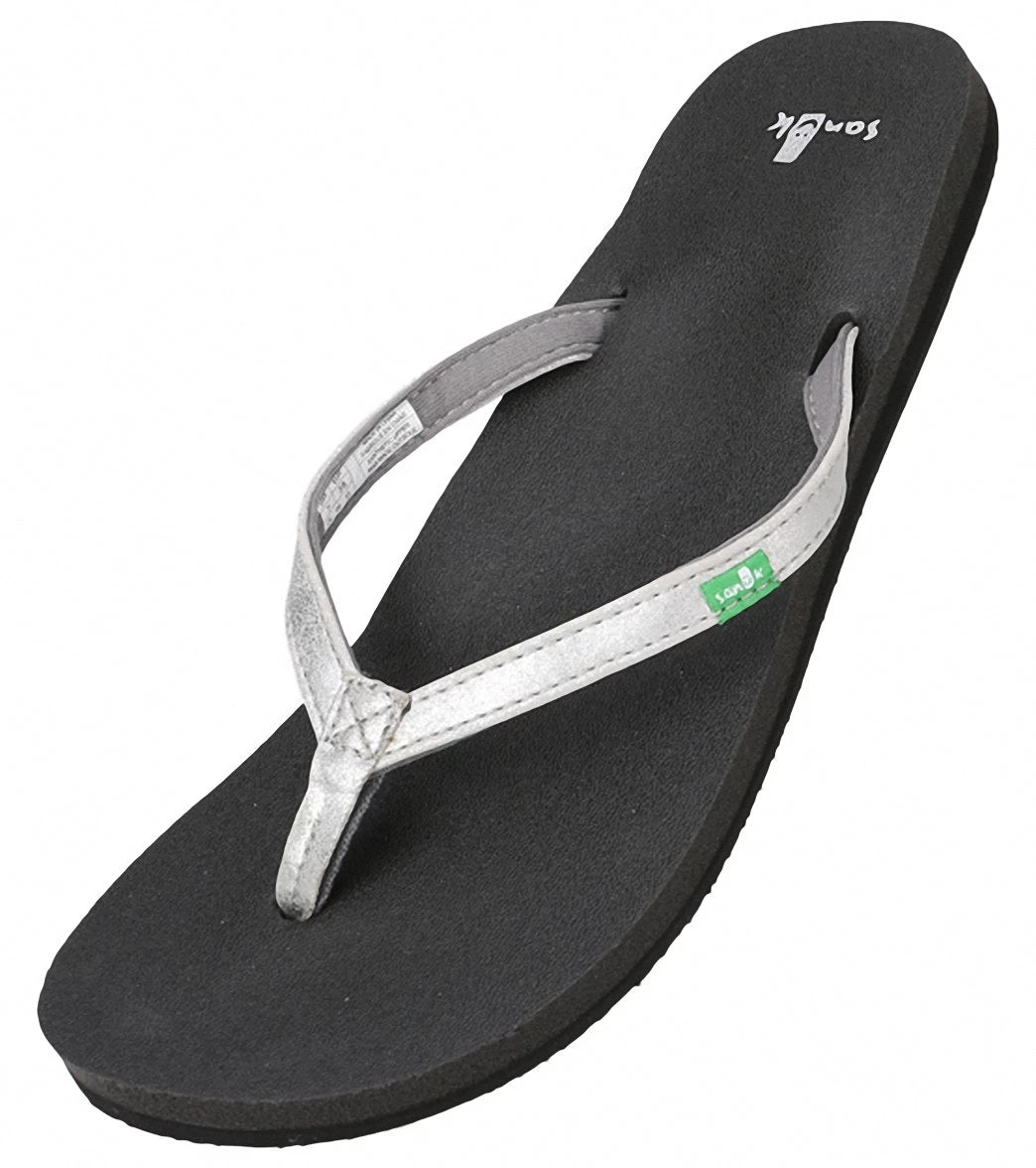 Sanuk Women's Yoga Joy Metallic Flip Flop Silver - Image 4