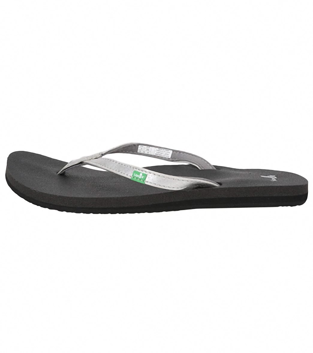 Sanuk Women's Yoga Joy Metallic Flip Flop Silver - Image 2