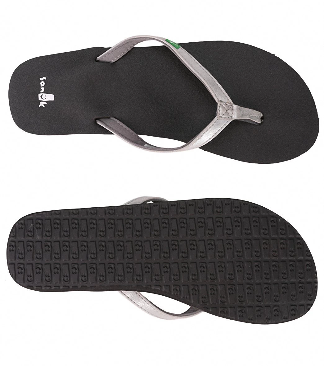 Sanuk Women's Yoga Joy Metallic Flip Flop Silver - Image 3