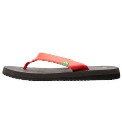 Sanuk Women's Yoga Mat Flip Flop Bright Red