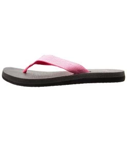 Sanuk Women's Yoga Mat Webbing Flip Flop Fuchsia/White