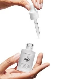Alo Yoga Radiance Facial Serum